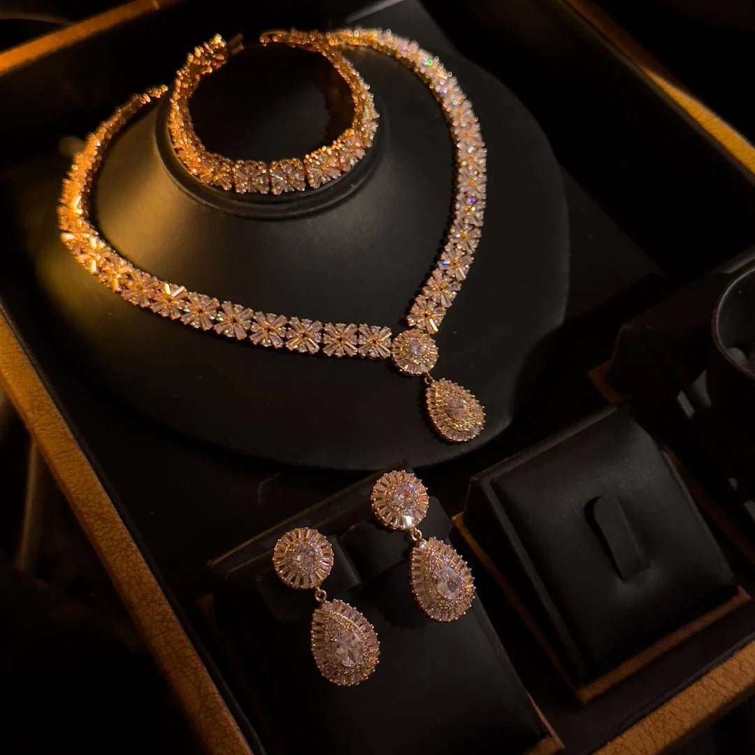Imperial Petal Shine Set